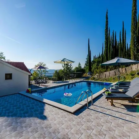 Villa Rustic In Gruda With Private Pool