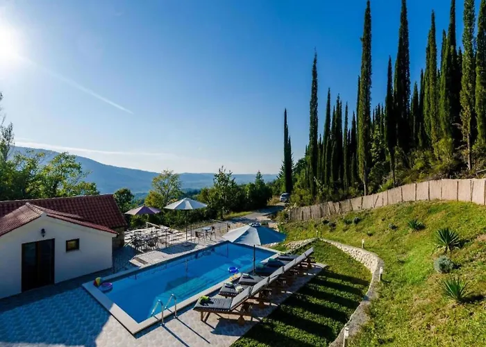 Rustic In Gruda With Private Pool